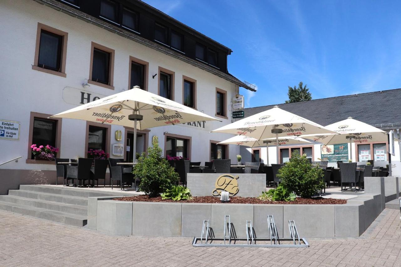 Hotel Restaurant Haus Zwicker Bleialf Exterior foto